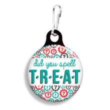 Cargar imagen en el visor de la galería, Charm para collar "Did You Spell Treat?"