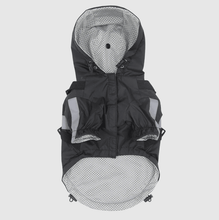 Cargar imagen en el visor de la galería, Chamarra impermeable "Black Raincoat" - Louie Living