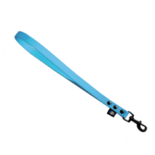 Cargar imagen en el visor de la galería, Tail Motion Maniquera para perro - Azul Claro - Tail Society