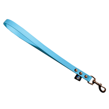 Cargar imagen en el visor de la galería, Tail Motion Maniquera para perro - Azul Claro - Tail Society