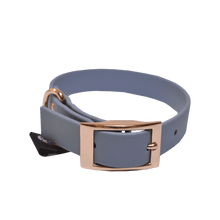 Cargar imagen en el visor de la galería, Tail Collar Prestige - Gris - Tail Society