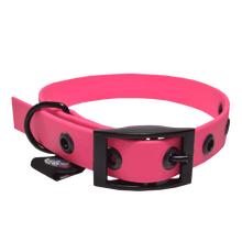 Cargar imagen en el visor de la galería, Tail Collar Prestige - Magenta - Tail Society