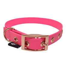 Cargar imagen en el visor de la galería, Tail Collar Prestige - Magenta - Tail Society