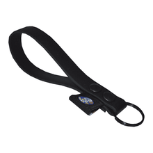 Cargar imagen en el visor de la galería, Llavero Tail Link - Negro - Tail Society