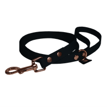 Cargar imagen en el visor de la galería, Tail Lead Prestige - Negro - Tail Society