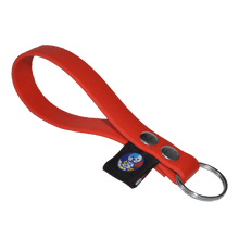 Cargar imagen en el visor de la galería, Llavero Tail Link - Rojo - Tail Society