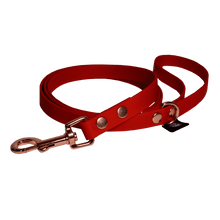 Cargar imagen en el visor de la galería, Tail Lead Prestige - Rojo - Tail Society