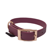 Cargar imagen en el visor de la galería, Tail Collar Prestige - Vino - Tail Society
