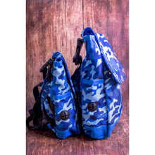 Cargar imagen en el visor de la galería, Mochilas para mascota Camo Backpack - Hey Bert