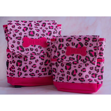 Cargar imagen en el visor de la galería, Mochilas para mascota Camo Backpack - Hey Bert