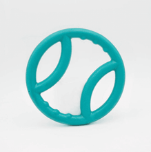 Cargar imagen en el visor de la galería, Aro resistente para mascota "ZippyTuff Squeaky Ring" - Zippy Paws