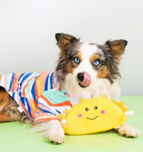 Cargar imagen en el visor de la galería, Peluche para mascota "NomNomz Taco"- Zippy Paws