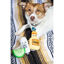 Cargar imagen en el visor de la galería, Set 3 Juguetes de peluche para perro "Tequila" - Pearhead