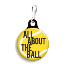 Cargar imagen en el visor de la galería, Charm para collar &quot;All About the Ball&quot;